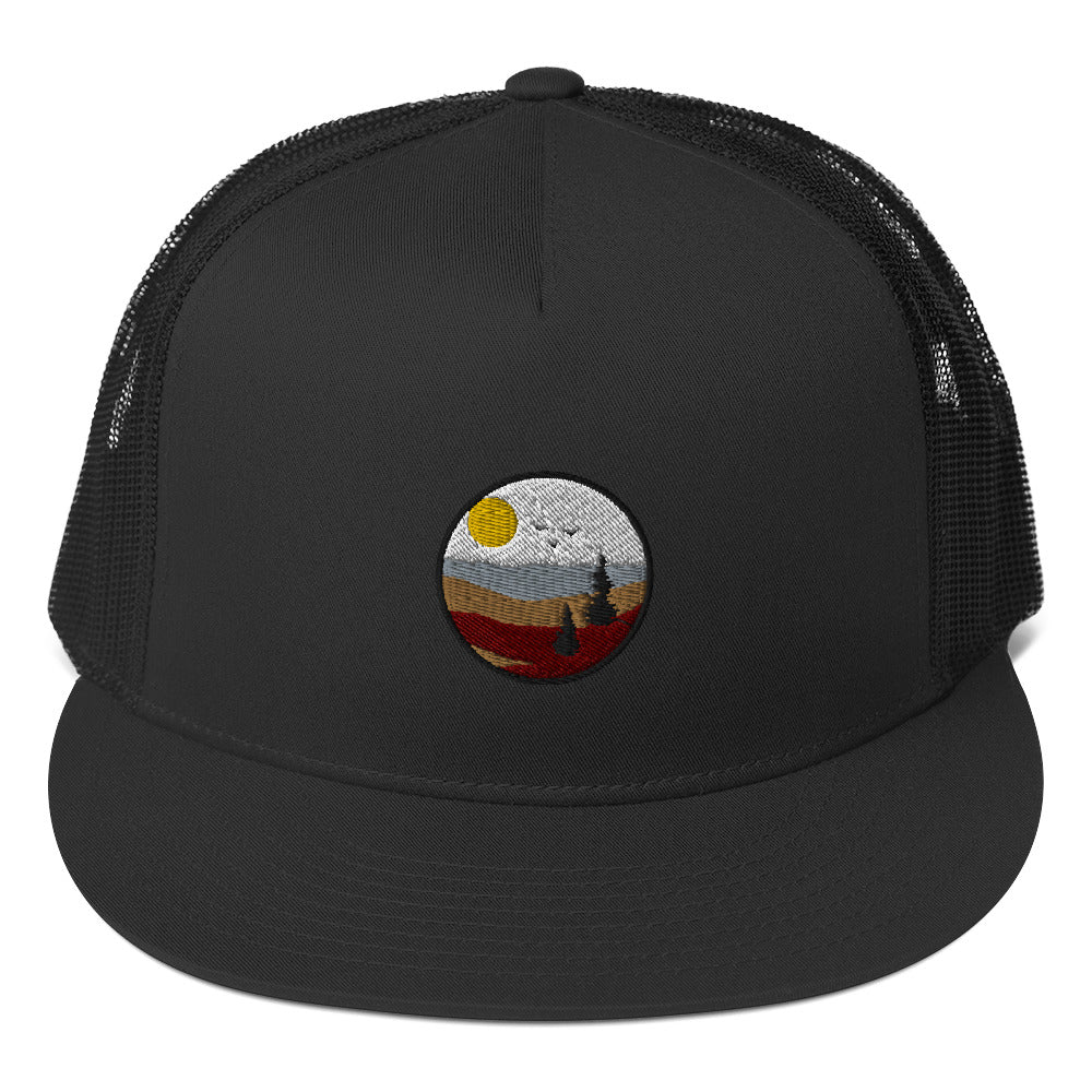 Trucker Cap - Embroidered emblem, mountains and trees